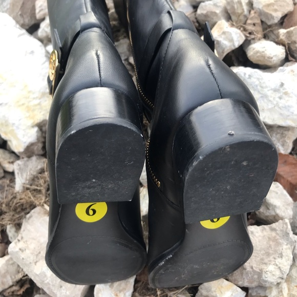 NWT, Michael Kors black boots. Size:9 / Length 15” w/ code no. SH18G - Picture 9 of 16